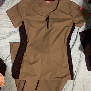 Dickies scrub set size small
